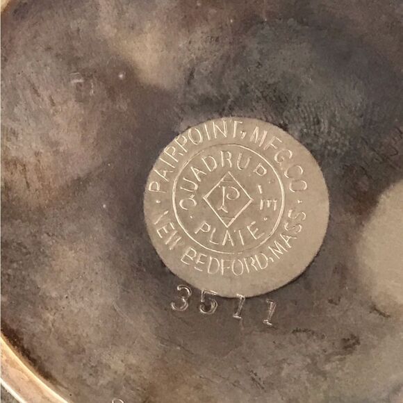 Antique Pairpoint Quadruple Silver Plate Handheld Oil Lamp with Cup - Picture 16 of 16